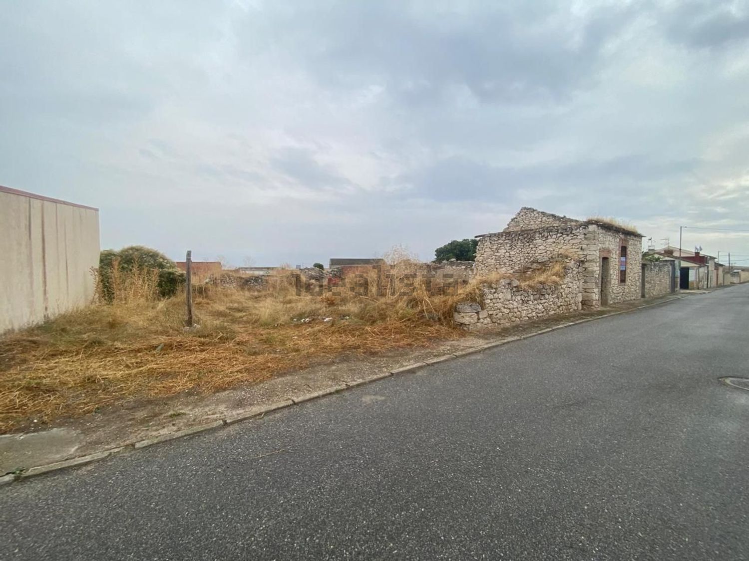 Solar urbano de 120 m² en Olombrada, Segovia - foto 5