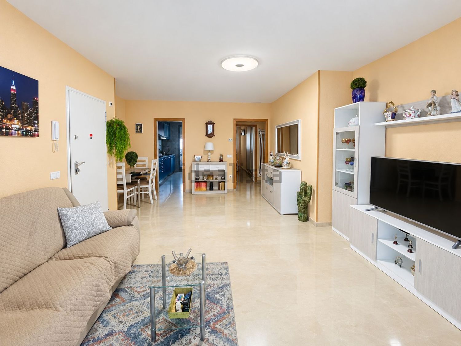 Planta baja de 3 dormitorios con terraza junto a La Cala, Villajoyosa