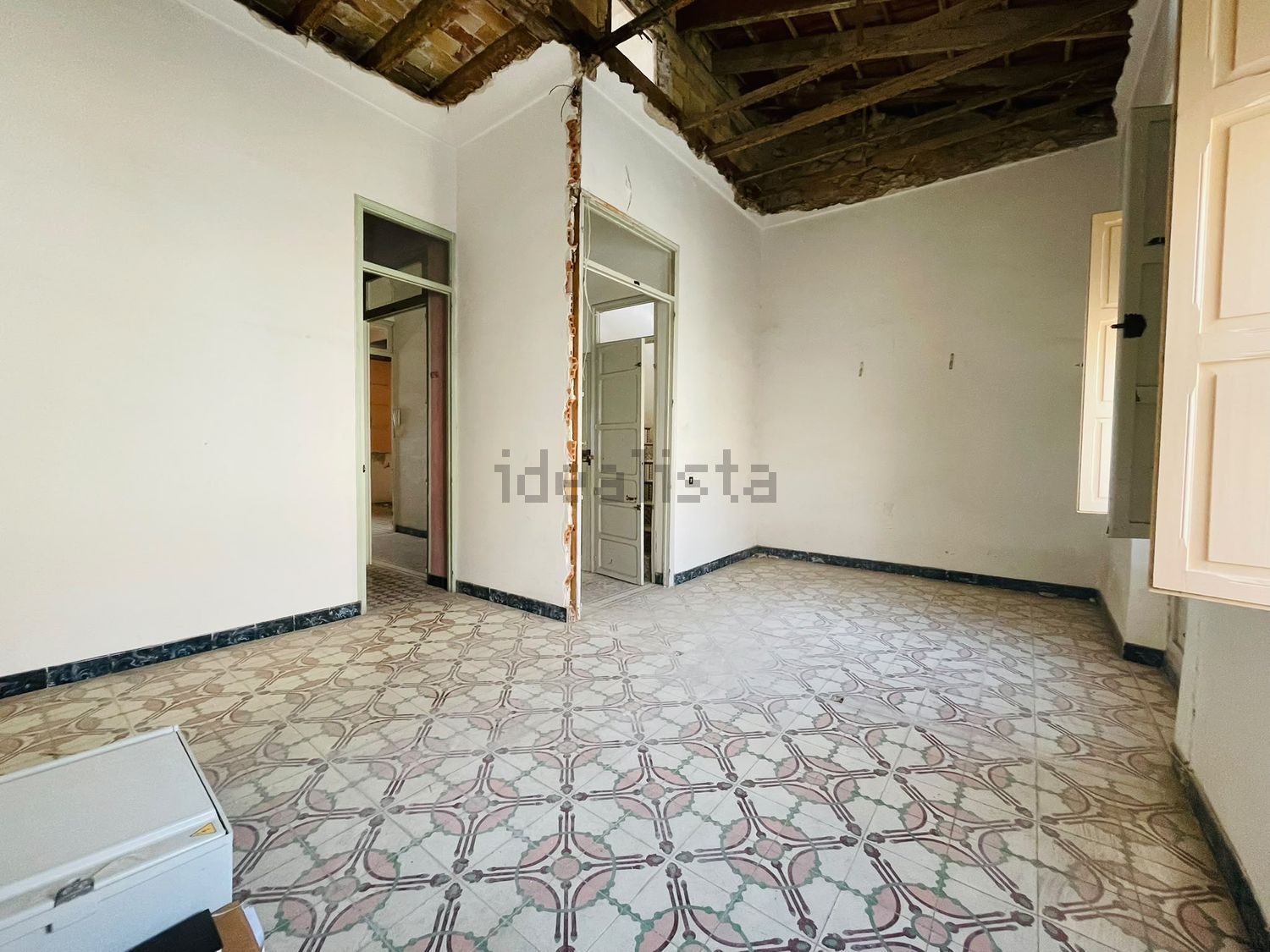 Casa adosada de 4 dormitorios para reformar en Novelda - foto 10
