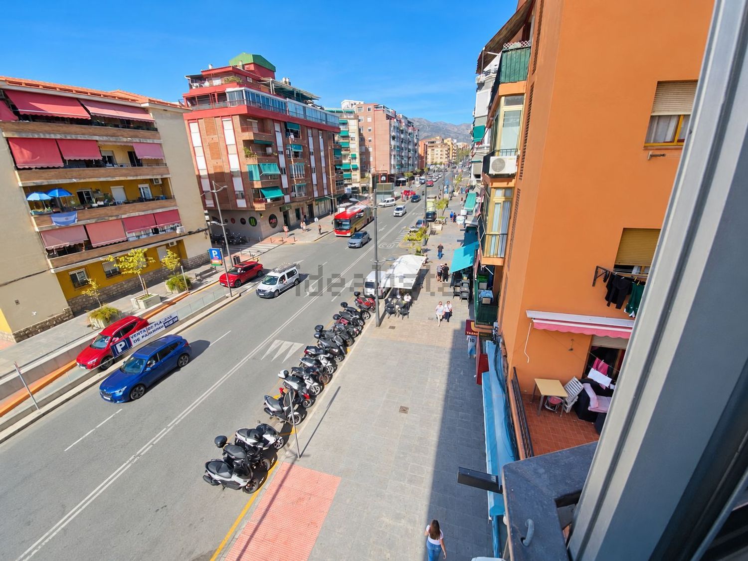 3-bedroom flat with terrace in central Benidorm - photo 5